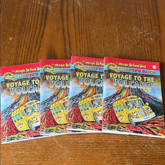 Scholastic | Other | Scholastic The Magic School Bus Books Red And ...